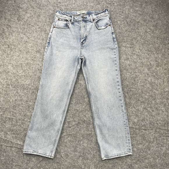 Abercrombie & Fitch Denim - Women Abercrombie & Fitch Ultra High Rise Ankle Straight Light Blue Jeans 28/6